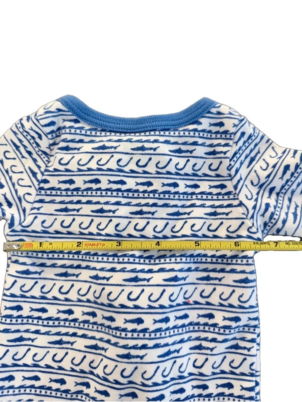 Vineyard Vines 0-3m Boy White Blue Fish Zipper Footed Pajamas, Pima Cotton EUC